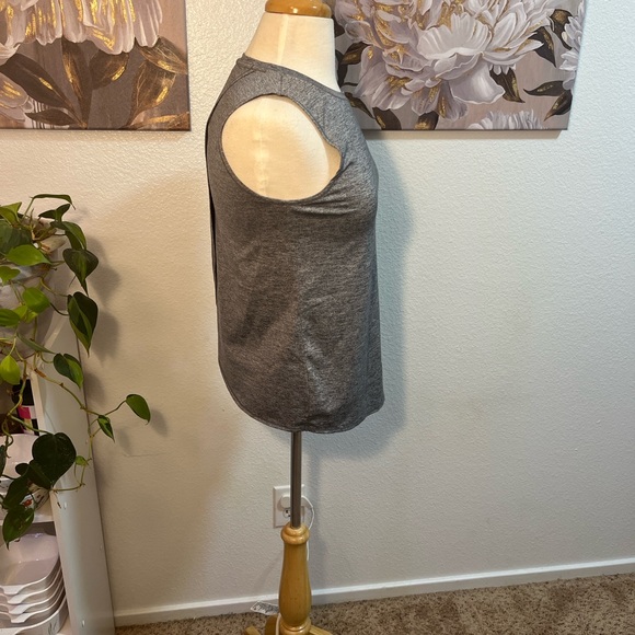 Athleta Sunlover UPF Splitback Tank - Picture 6 of 7